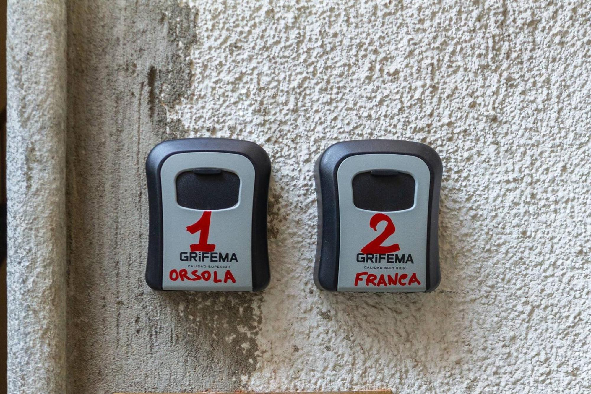 A Casa Di Ninni "Franca Room" Turin Bagian luar foto